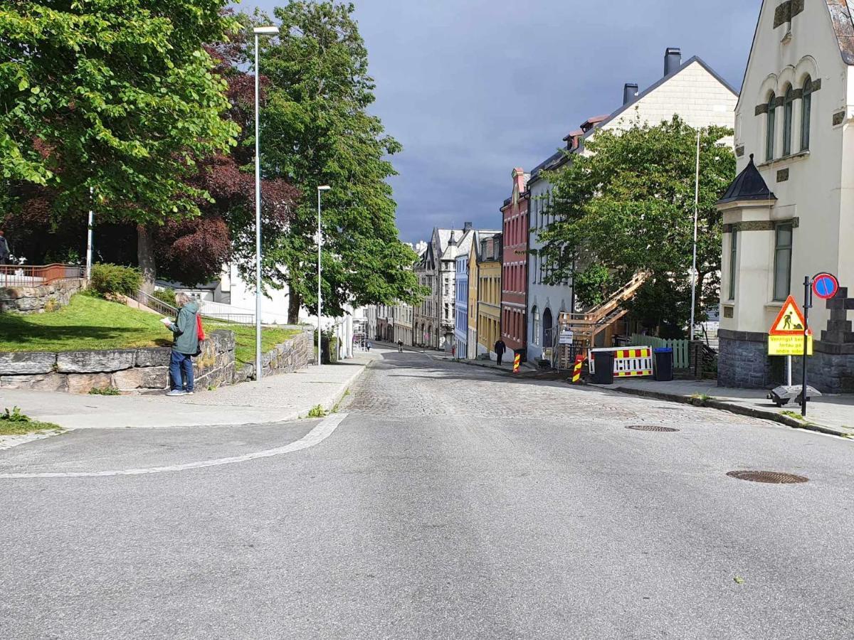 올레순 Near Brosundet, Newly Refurnished, Free Street Parking 아파트 외부 사진